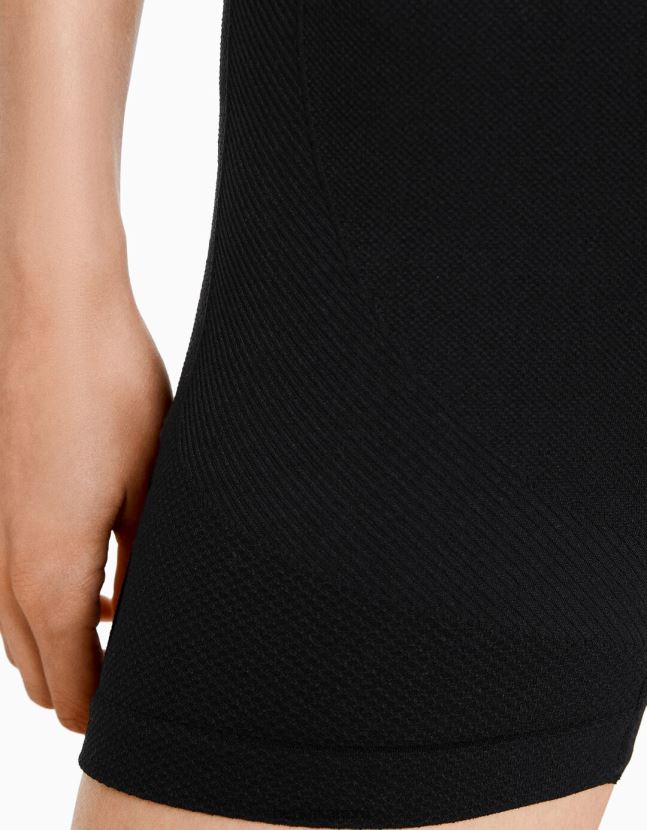 negro Bershka mujer shorts tipo legging push up sin costuras 806J6B1462