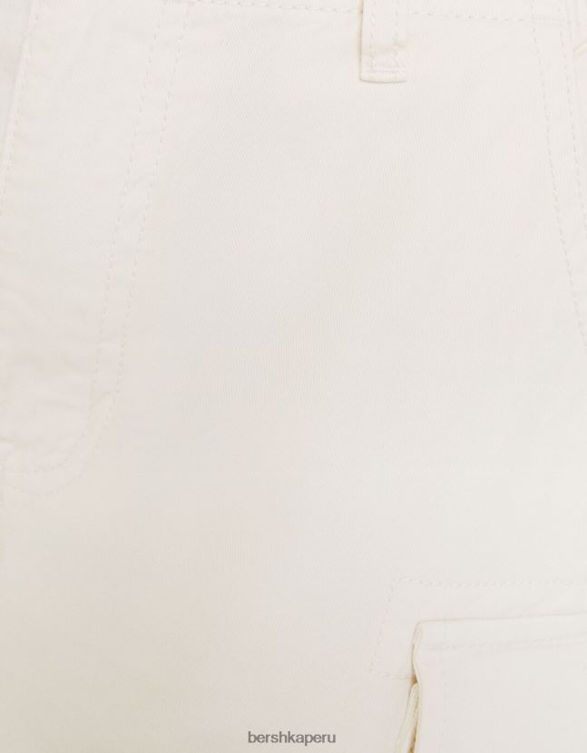 blanquecino Bershka mujer bermudas cargo de algodón con tirantes 806J6B1297