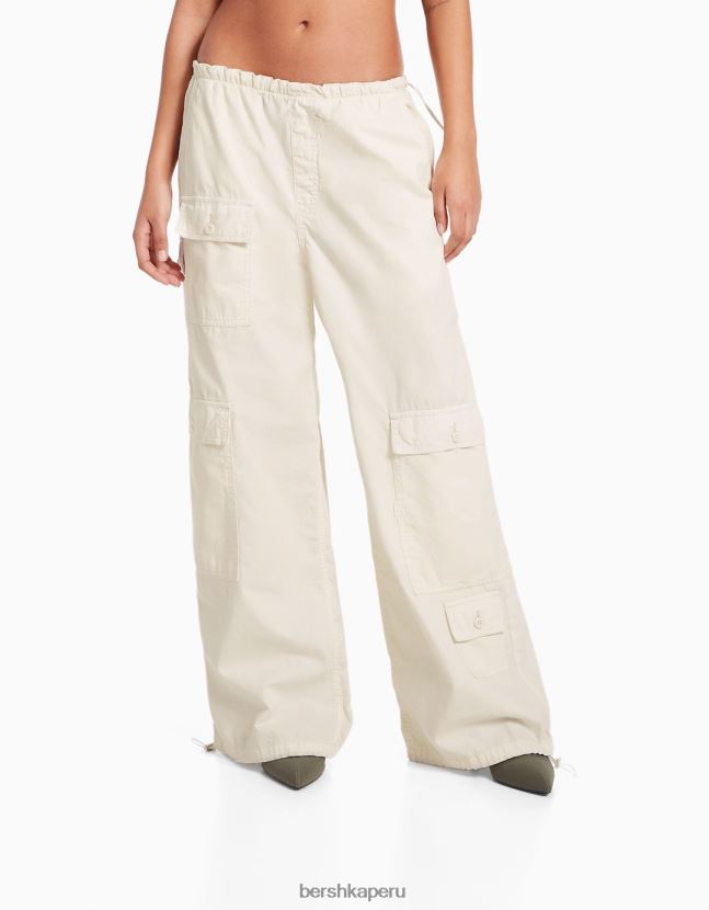 blanquecino Bershka mujer pantalones de paracaídas de carga 806J6B1300