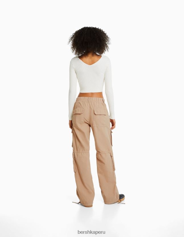 camello Bershka mujer pantalones cargo con cordón 806J6B1335