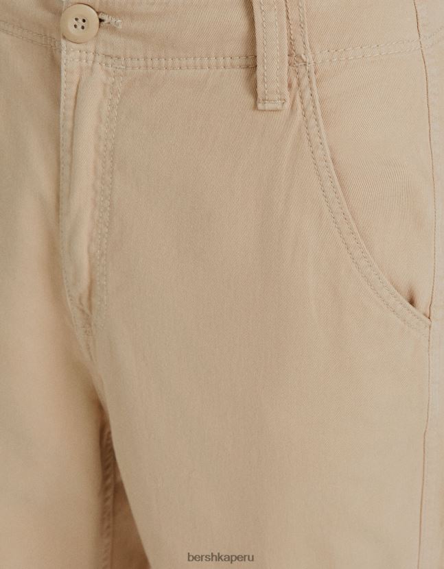 camello Bershka mujer pantalones cargo de sarga ajustables con múltiples bolsillos 806J6B1289