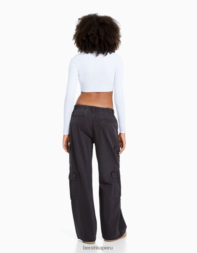 gris oscuro Bershka mujer jeans cargo con pernera ancha y múltiples bolsillos 806J6B1304