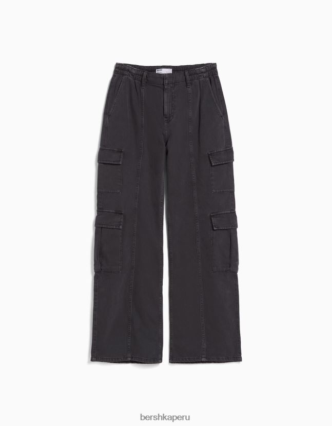 gris oscuro Bershka mujer jeans cargo con pernera ancha y múltiples bolsillos 806J6B1304