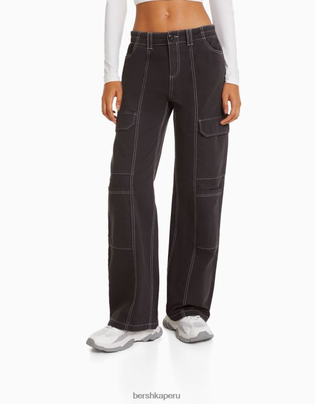 gris oscuro Bershka mujer pantalones cargo de algodón de tiro bajo con hilo en contraste 806J6B1362