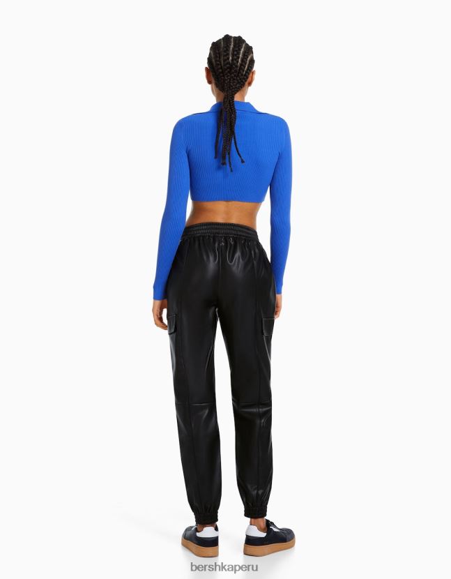negro Bershka mujer joggers cargo de piel sintética 806J6B1364