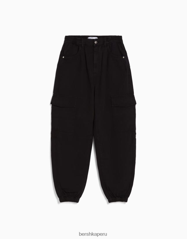 negro Bershka mujer joggers de algodón con cintura fruncida y bolsillos 806J6B1346