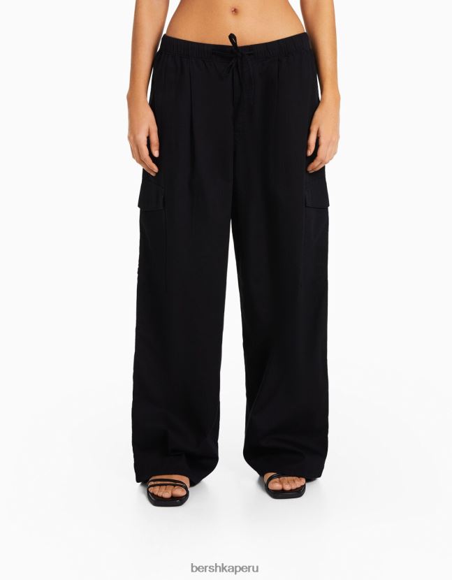 negro Bershka mujer vaqueros cargo con corte globo ancho 806J6B1338