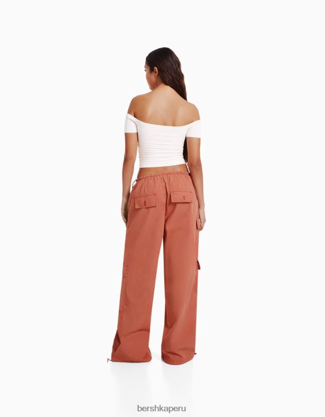 rosa Bershka mujer pantalones de paracaídas de carga 806J6B1301
