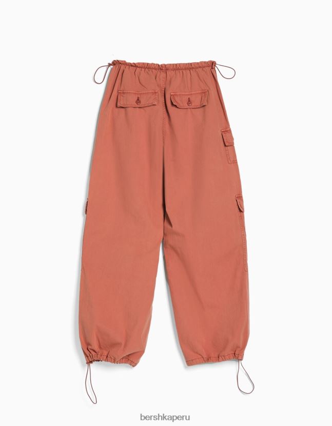 rosa Bershka mujer pantalones de paracaídas de carga 806J6B1301