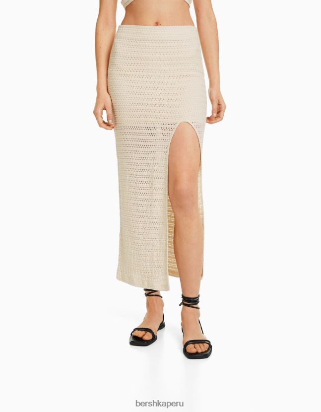 beige Bershka mujer falda midi de crochet rústico 806J6B977