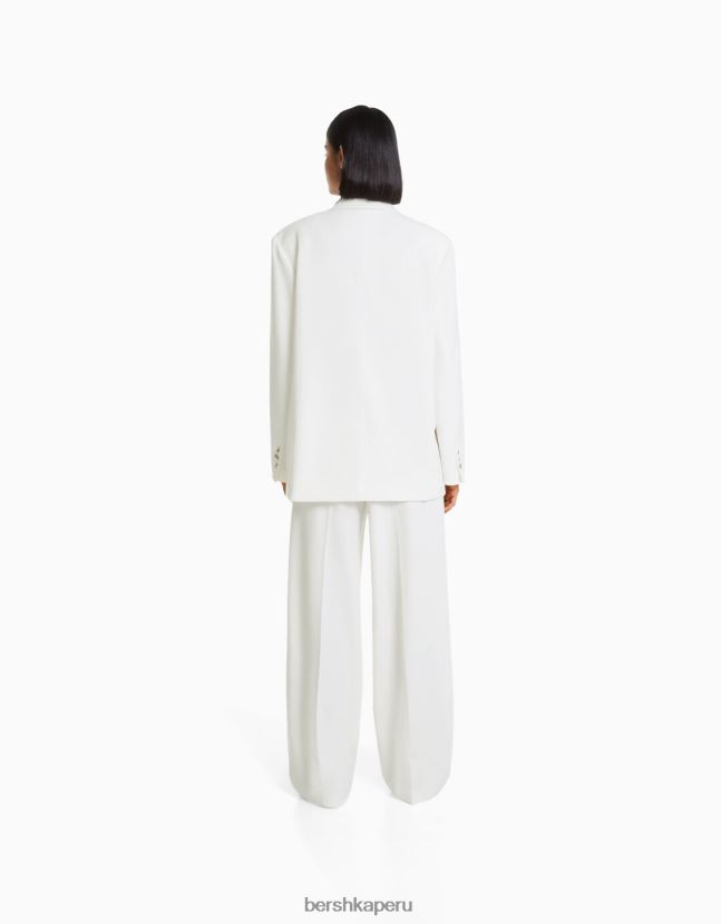 blanquecino Bershka mujer pantalones de vestir rectos con pliegues 806J6B1419