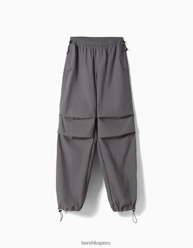 gris Bershka mujer joggers de paracaídas de nailon 806J6B1312