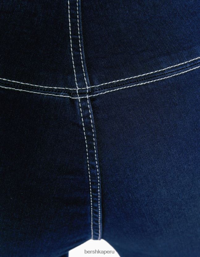 Armada Bershka mujer vaqueros acampanados con cremallera y detalle de aberturas 806J6B1578