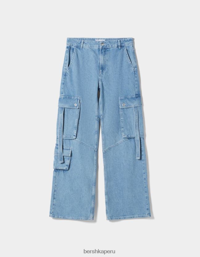 azul claro Bershka mujer jeans cargo con múltiples bolsillos 806J6B1975