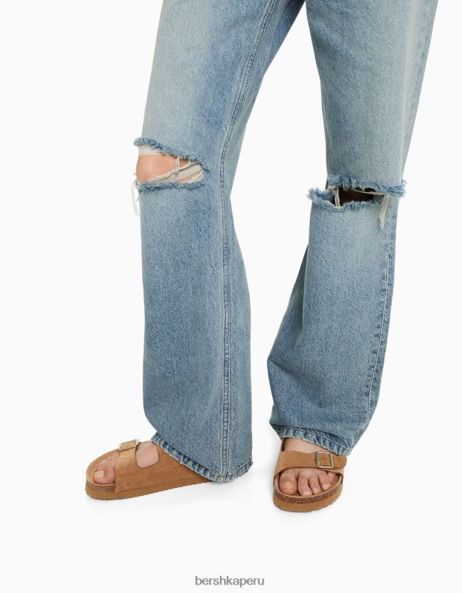 azul claro Bershka mujer vaqueros anchos de los 90 con rotos 806J6B1489