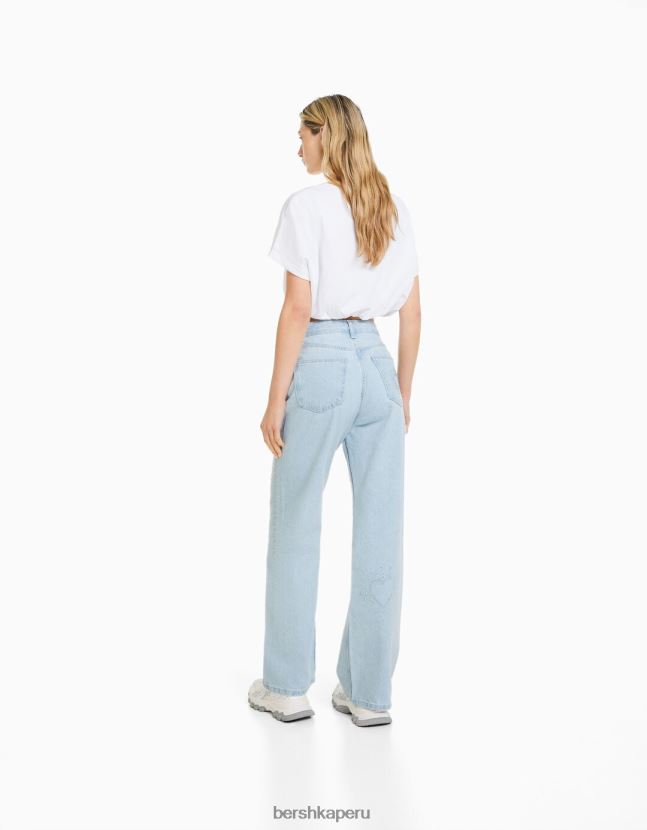 azul claro Bershka mujer vaqueros anchos de los años 90 con corazones de pedrería 806J6B1581
