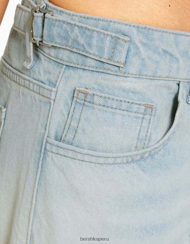 azul claro Bershka mujer vaqueros cargo con varios bolsillos y efecto desteñido 806J6B1498