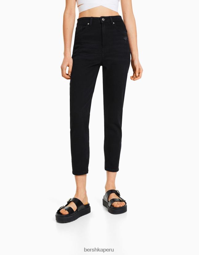 negro Bershka mujer vaqueros mom slim de corte cómodo 806J6B1519