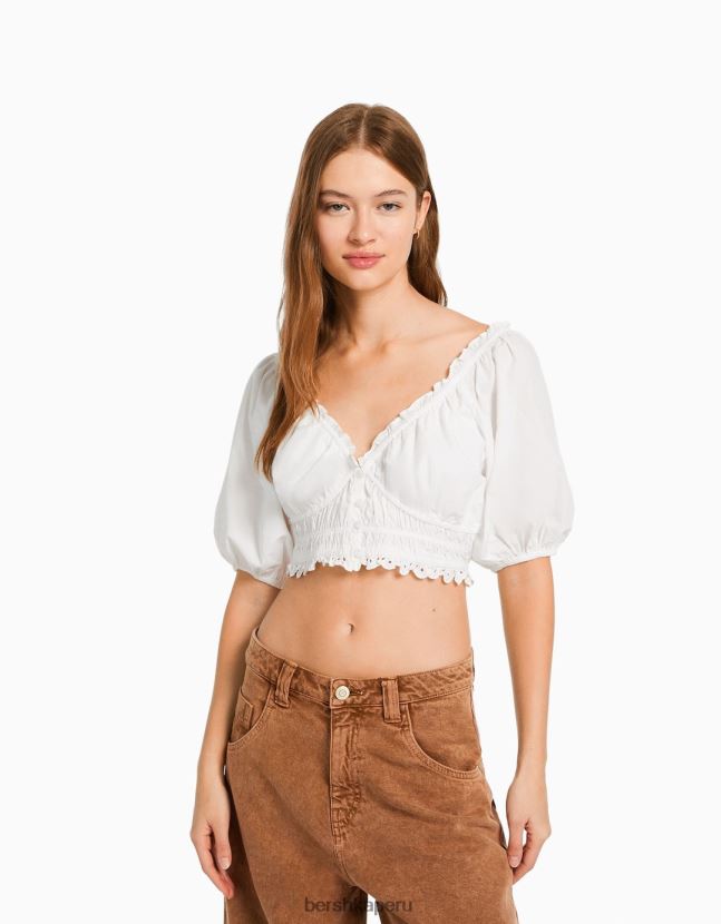 blanco Bershka mujer blusa manga corta con bordado suizo y detalle fruncido 806J6B914