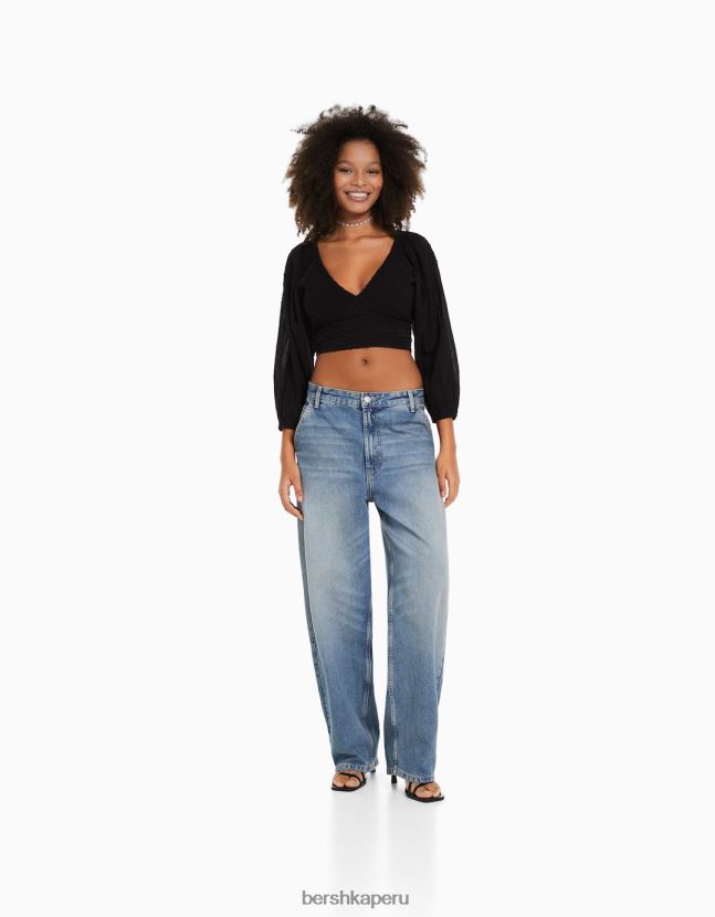 negro Bershka mujer blusa voluminosa de manga larga con cuello en v 806J6B952