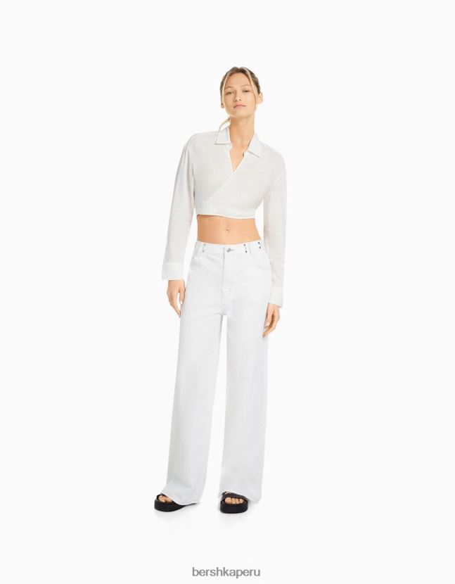 blanco Bershka mujer camisa cruzada de manga larga de mezcla de lino 806J6B909