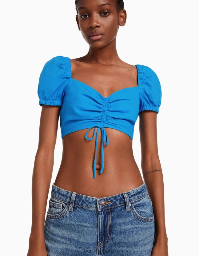 azul Bershka mujer top corto de manga corta en mezcla de lino con detalle fruncido 806J6B773
