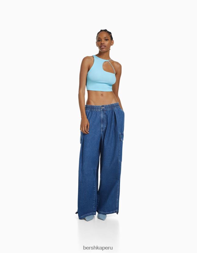 azul claro Bershka mujer top corto asimétrico sin mangas 806J6B710