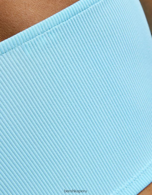 azul claro Bershka mujer top corto asimétrico sin mangas 806J6B710