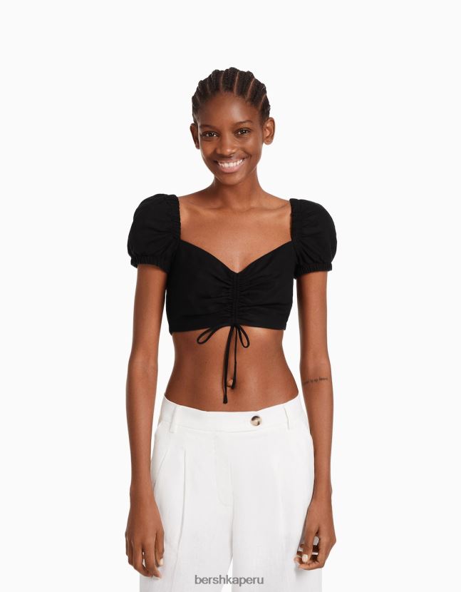 negro Bershka mujer top corto de manga corta en mezcla de lino con detalle fruncido 806J6B774