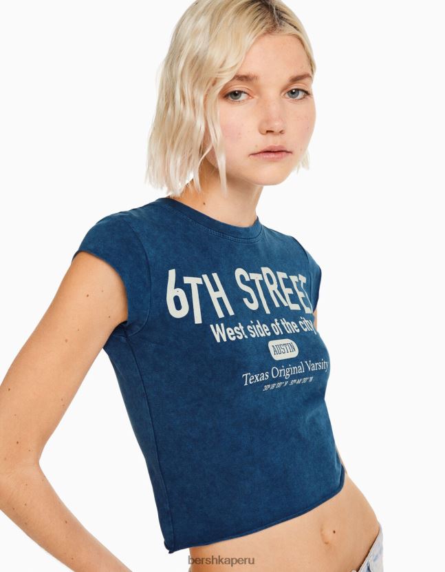 azul claro Bershka mujer camiseta cropped de manga corta con estampado 806J6B449