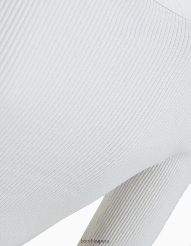 blanco Bershka mujer cárdigan corto con cuello de polo y botones 806J6B562