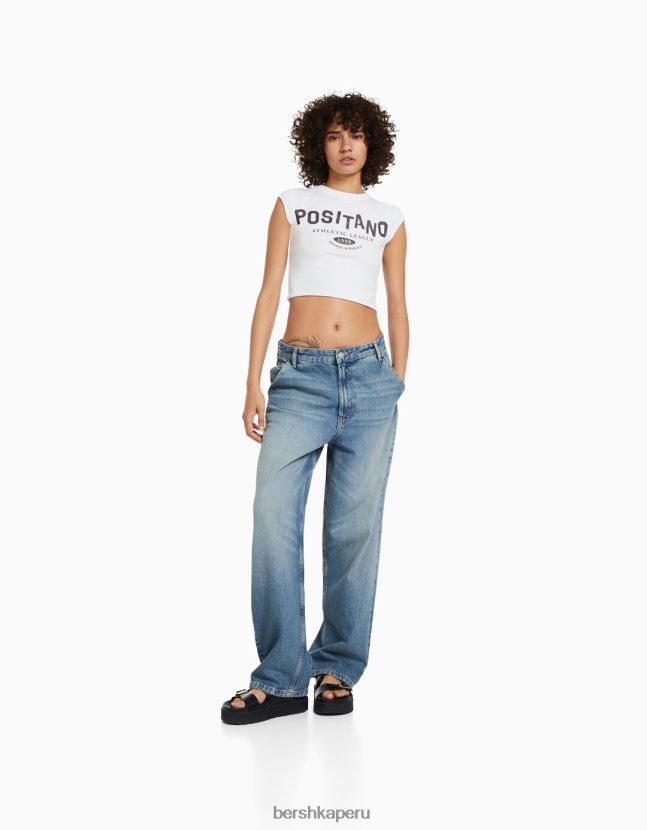 blanquecino Bershka mujer camiseta cropped de manga corta con estampado 806J6B451