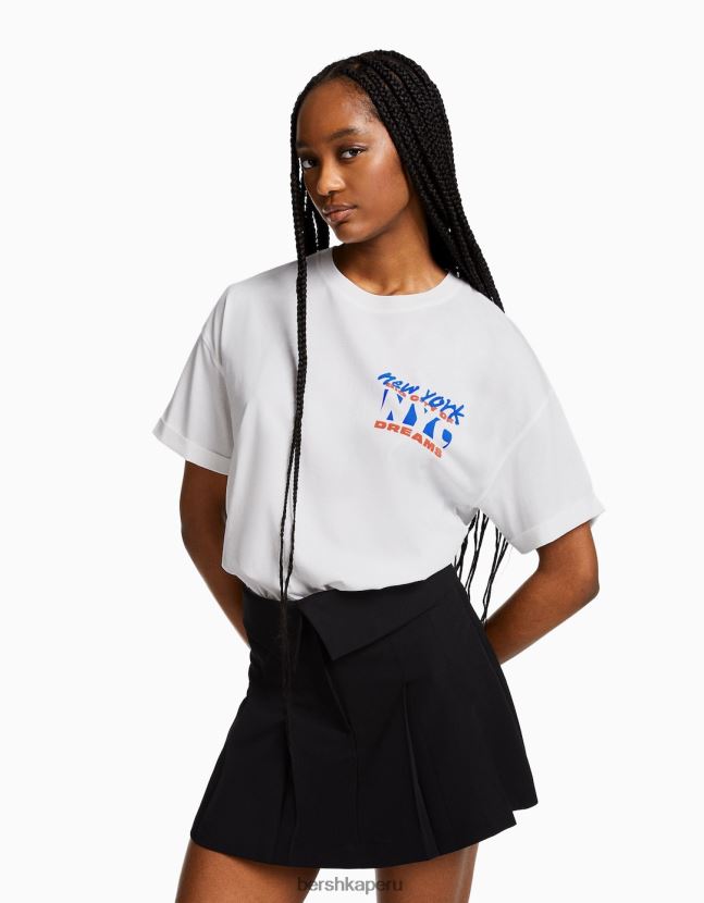 blanquecino Bershka mujer camiseta de manga corta con estampado 806J6B404