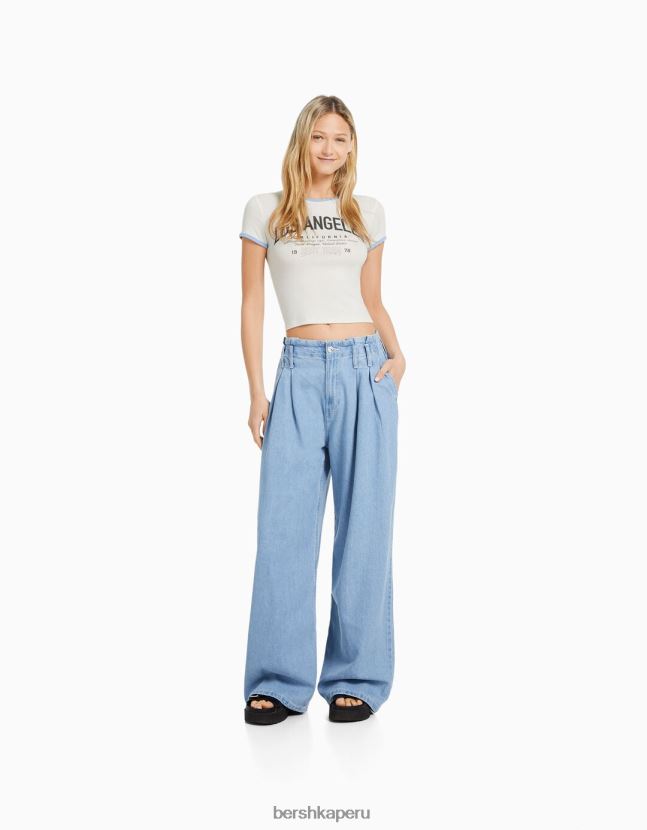 blanquecino Bershka mujer camiseta de manga corta con estampado 806J6B589