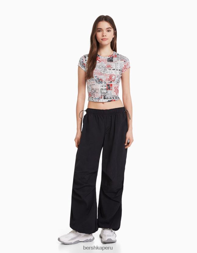 blanquecino Bershka mujer camiseta de manga corta con estampado 806J6B596