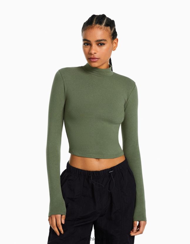 caqui Bershka mujer camiseta de manga larga con cuello alto 806J6B410