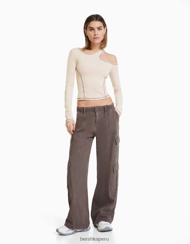 crema Bershka mujer camiseta ajustada de manga larga con hilo en contraste 806J6B374