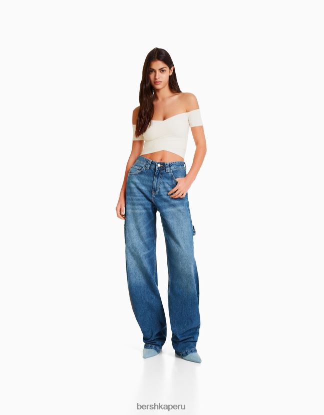 crema Bershka mujer top de punto de manga corta con detalle cruzado 806J6B413