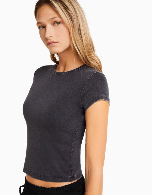gris Bershka mujer camiseta ajustada de manga corta 806J6B481