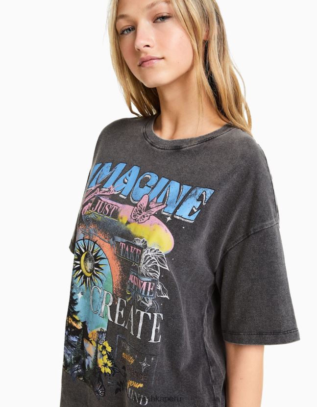 gris Bershka mujer camiseta de manga corta con estampado de efecto desgastado 806J6B464