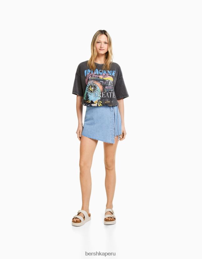 gris Bershka mujer camiseta de manga corta con estampado de efecto desgastado 806J6B464