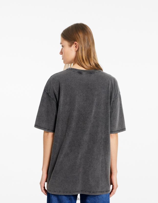 gris Bershka mujer camiseta de manga corta con estampado de efecto desgastado 806J6B467
