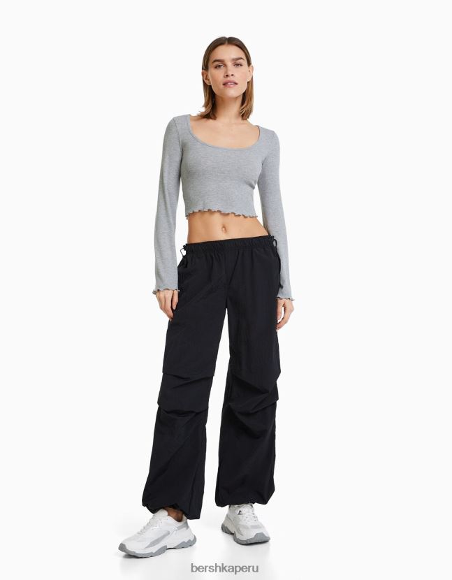 gris Bershka mujer camiseta de manga larga con cuello redondo 806J6B577