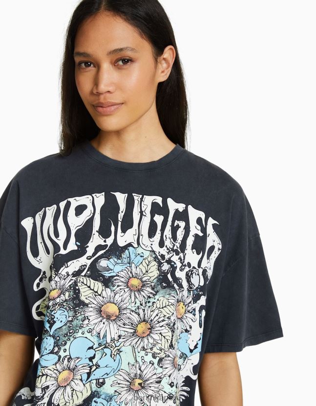 gris Bershka mujer playera oversize de manga corta estampada 806J6B430