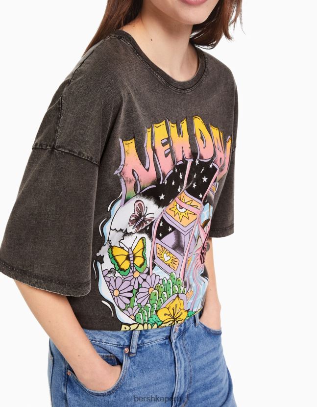 negro Bershka mujer camiseta de manga corta con estampado de efecto desgastado 806J6B466