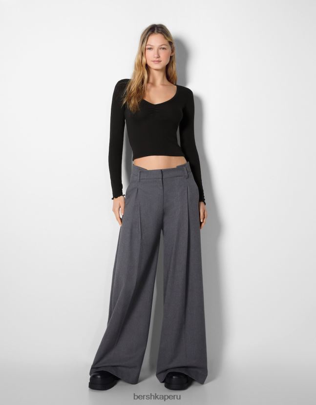 negro Bershka mujer camiseta de manga larga con cuello de pico fruncido 806J6B547