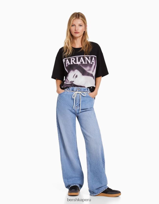 negro Bershka mujer playera de manga corta con estampado de ariana grande 806J6B476