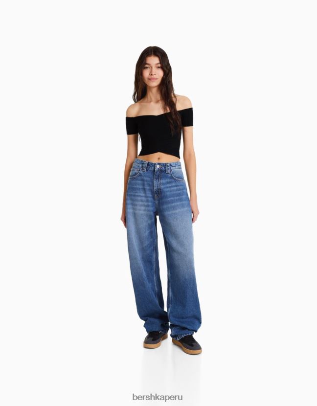 negro Bershka mujer top de punto de manga corta con detalle cruzado 806J6B415