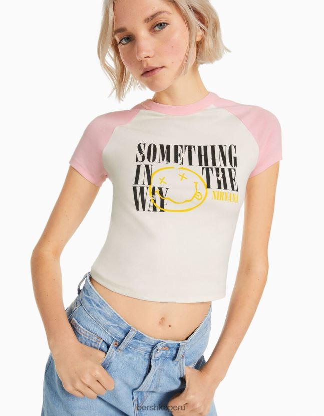 rosa Bershka mujer camiseta con estampado de nirvana y mangas raglán cortas 806J6B470