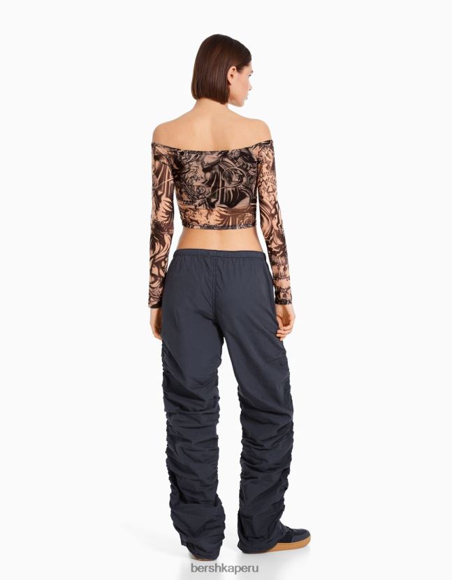 rosa Bershka mujer camiseta de manga larga de tul con hombros descubiertos 806J6B486